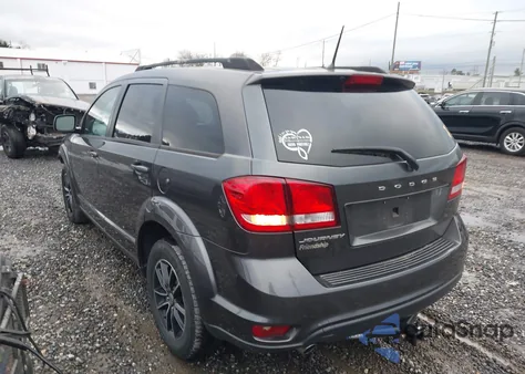 2018 Dodge Journey Sxt z USA, uszkodzony, nr VIN 3C4PDCBG5JT510640